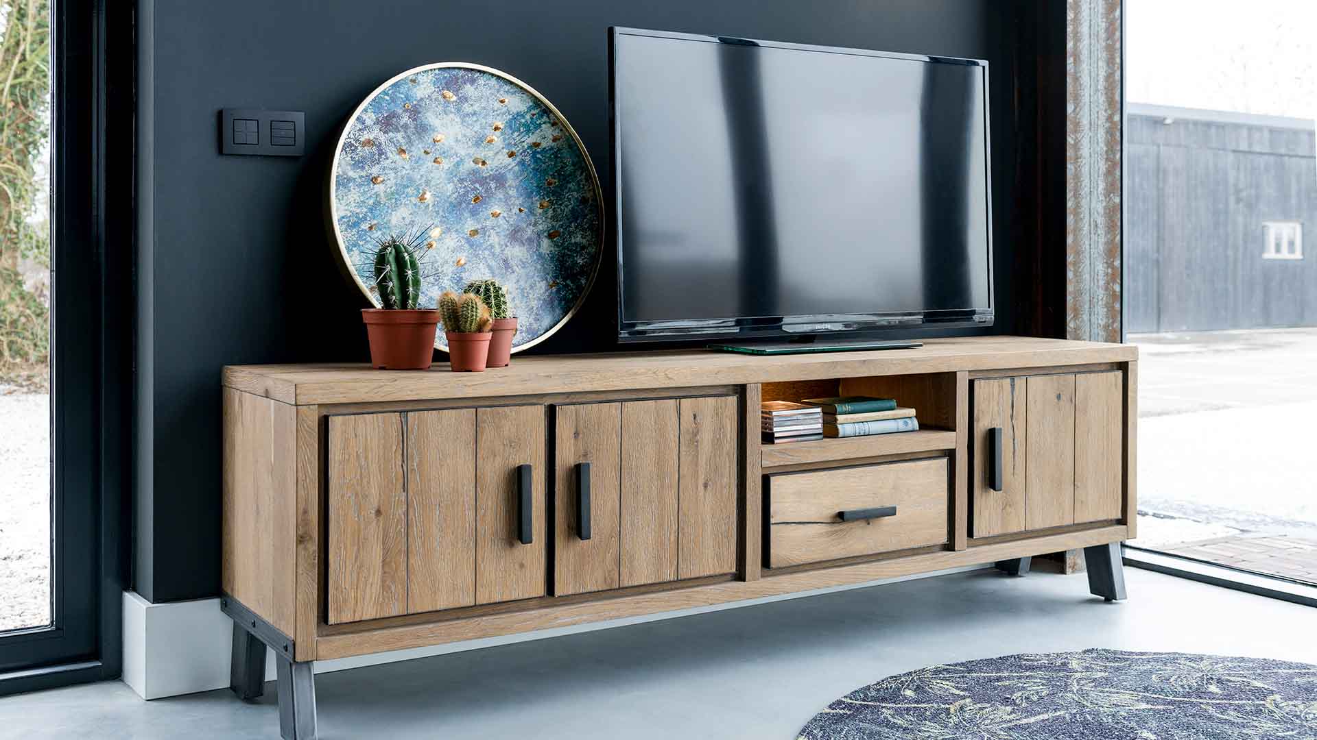 TV Lowboard