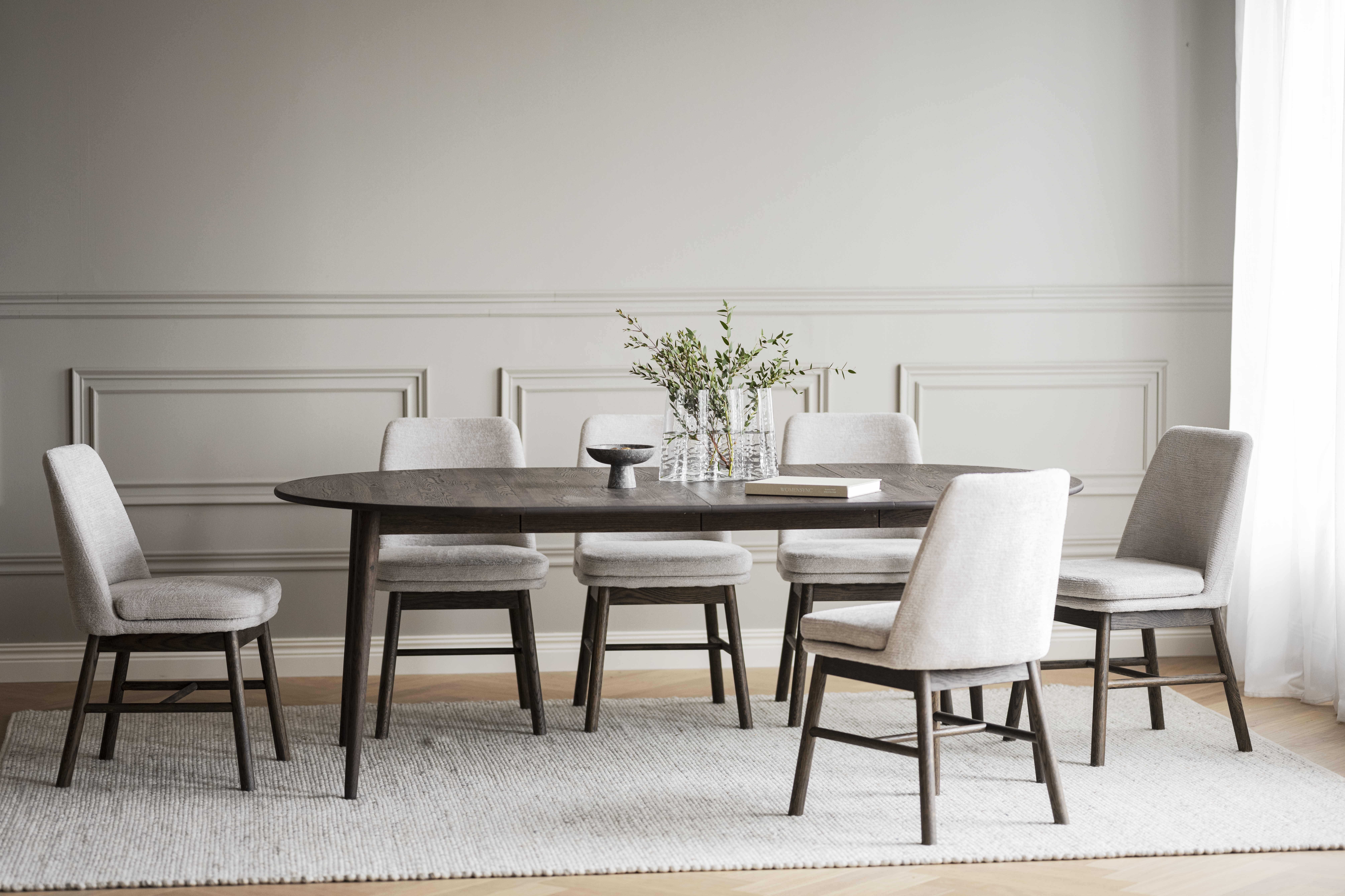 Rowico dining table TYLER