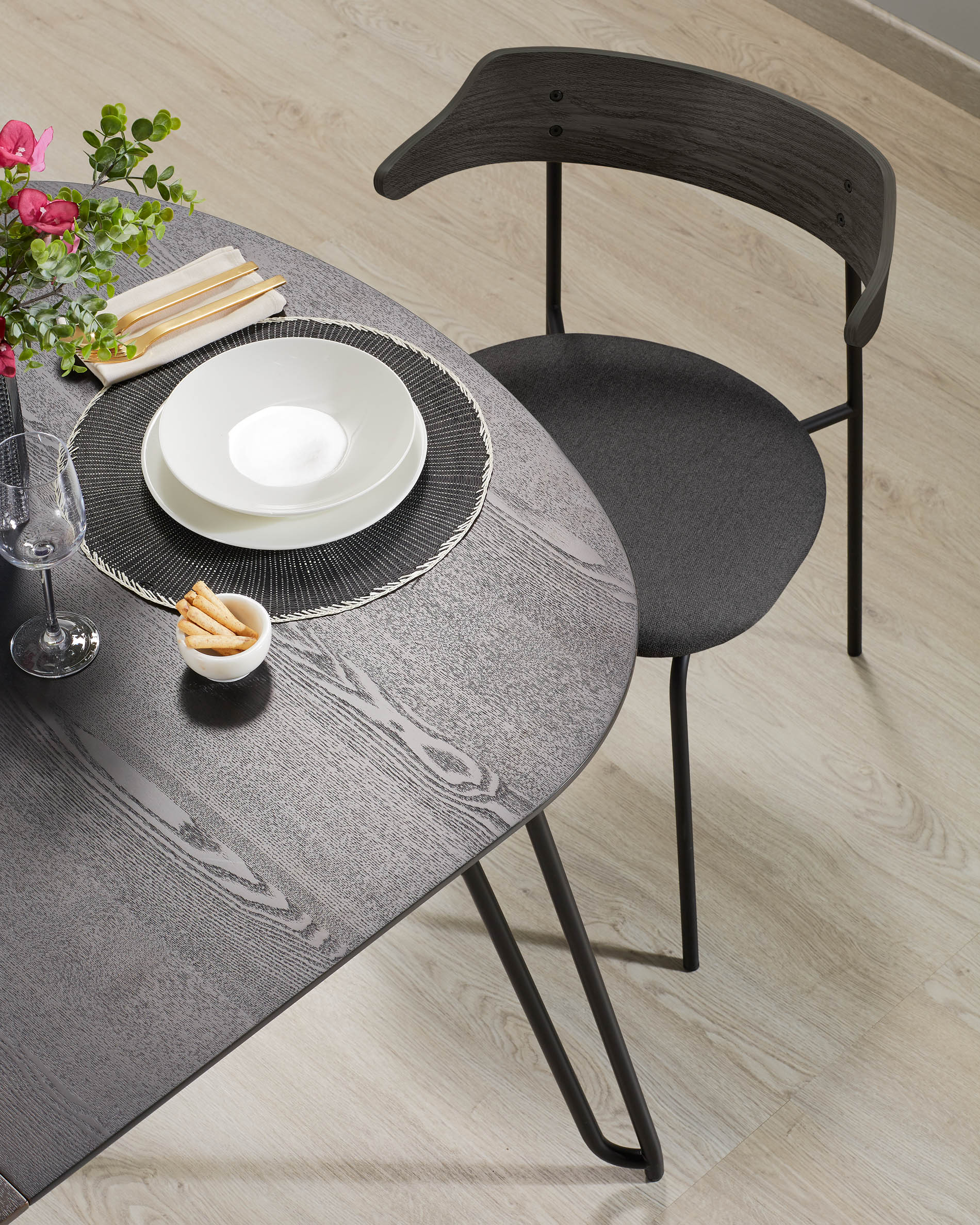 KAVE HOME Esstisch MILIAN