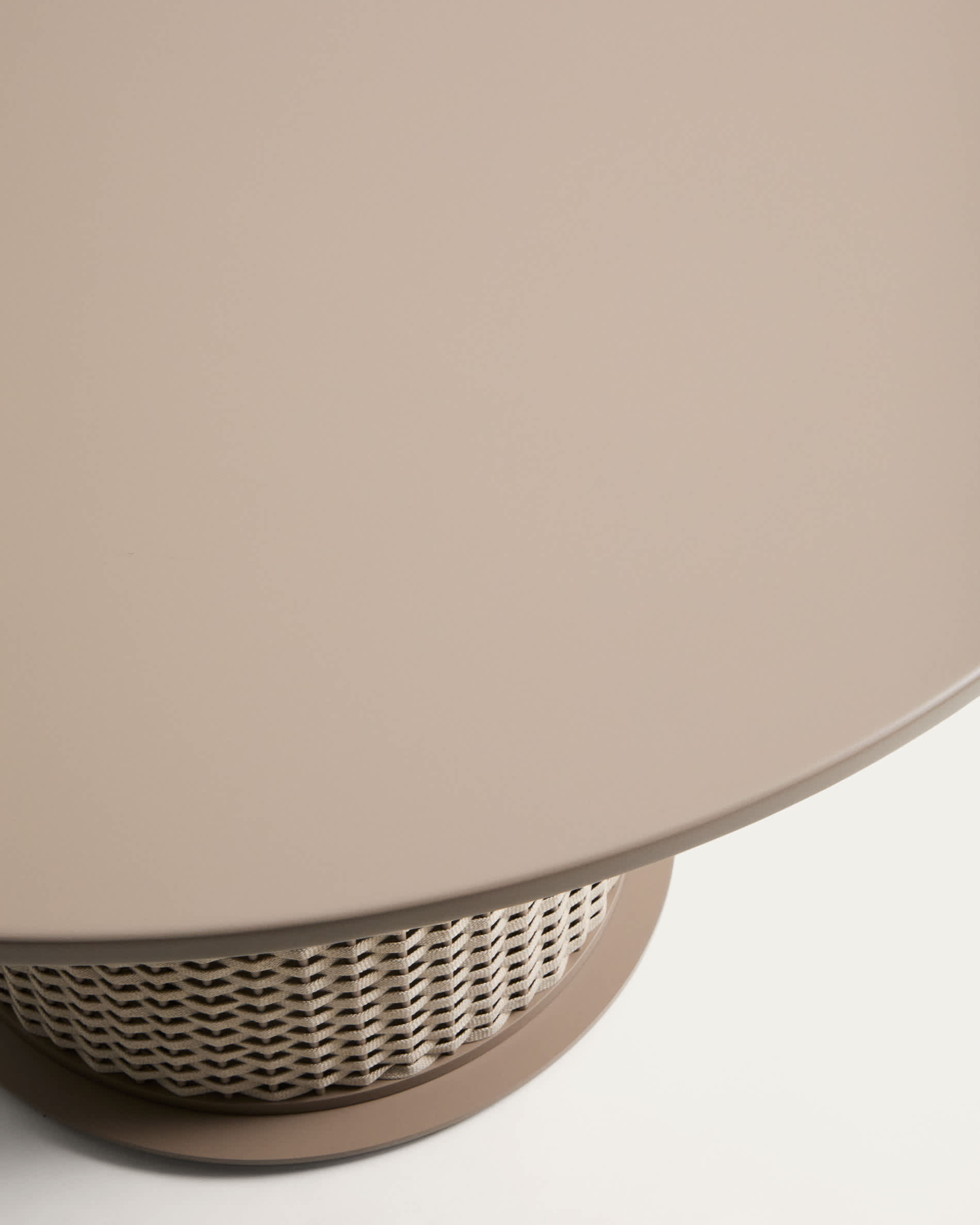 KAVE HOME Table de jardin SEDALIS