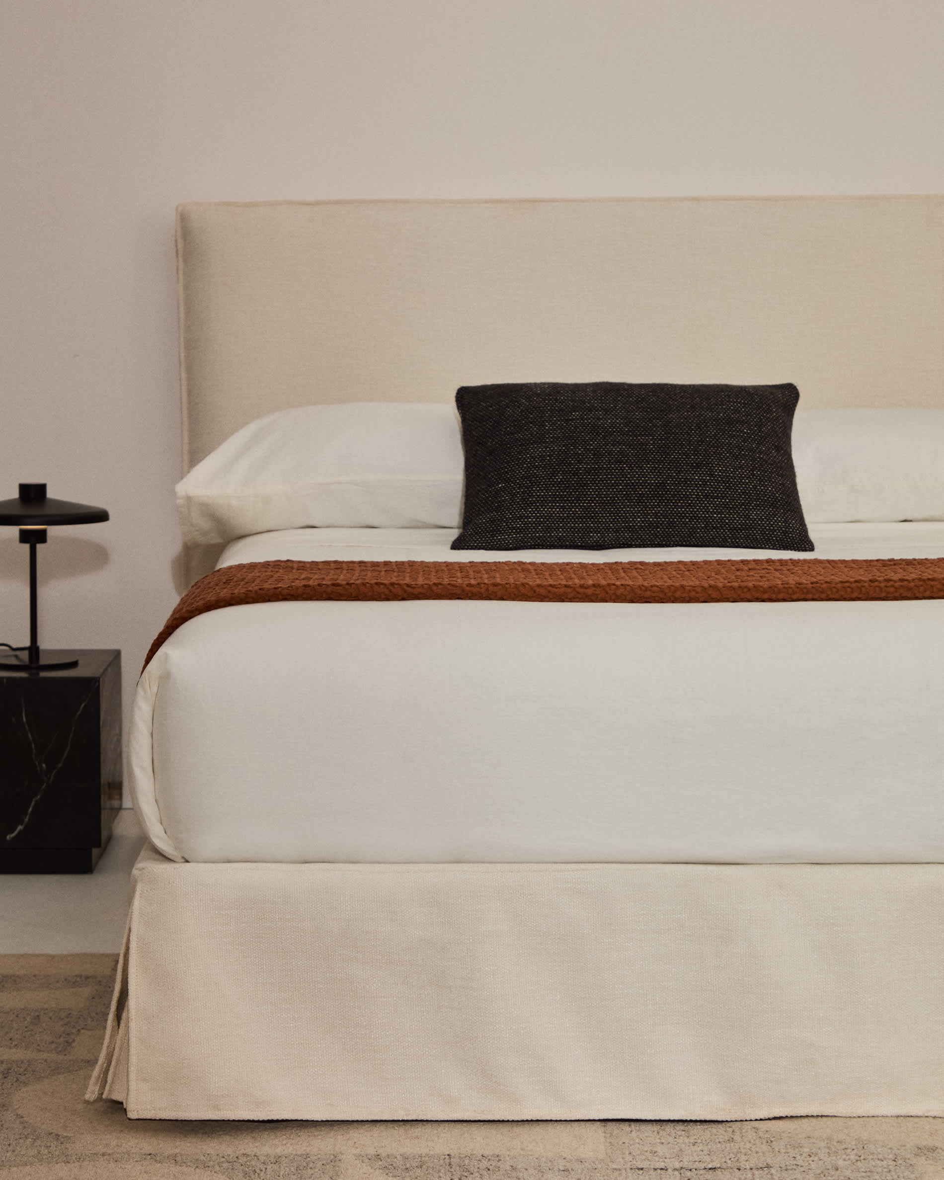 KAVE HOME JAIRA headboard