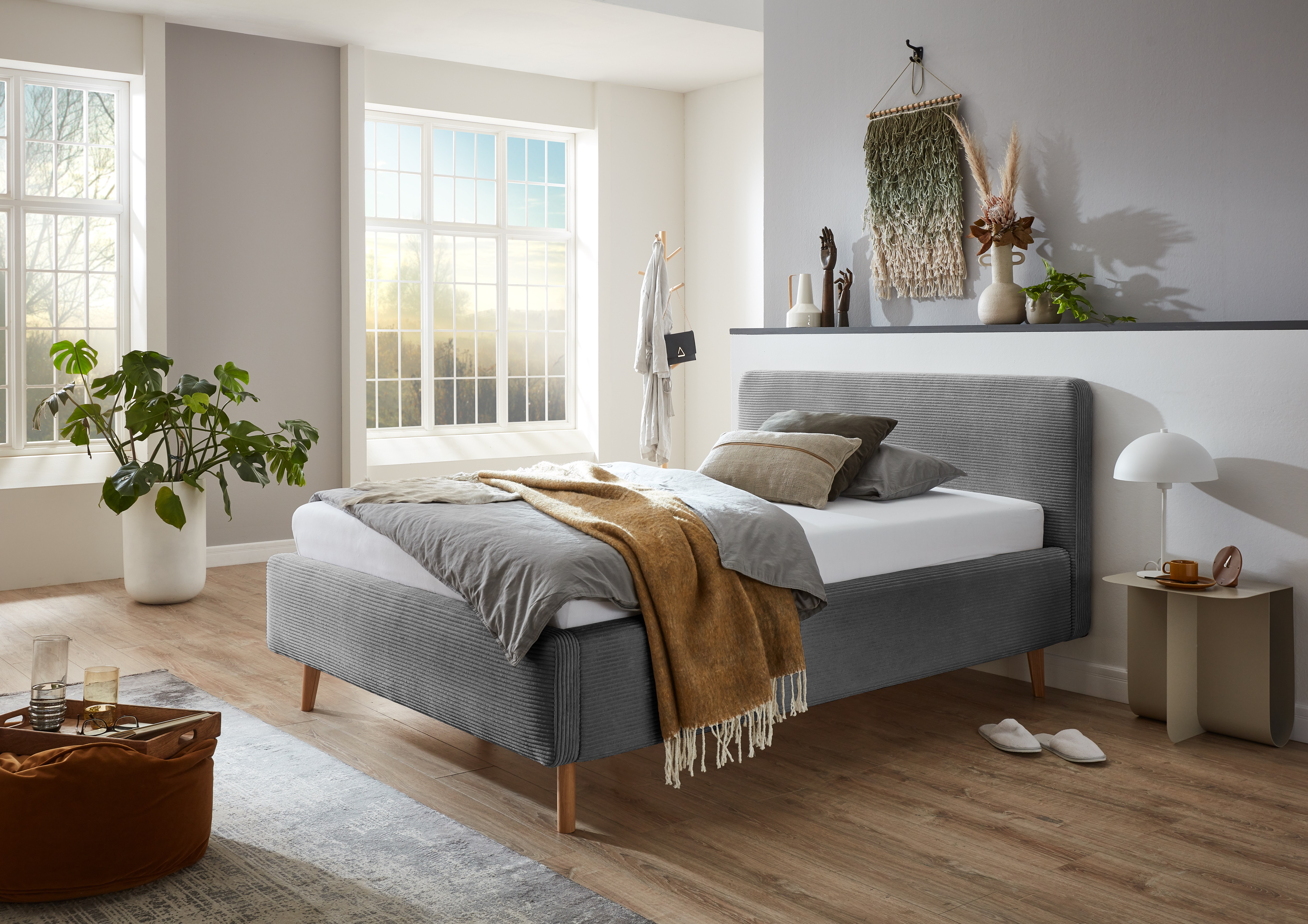 Meise upholstered bed MATTIS with bed box