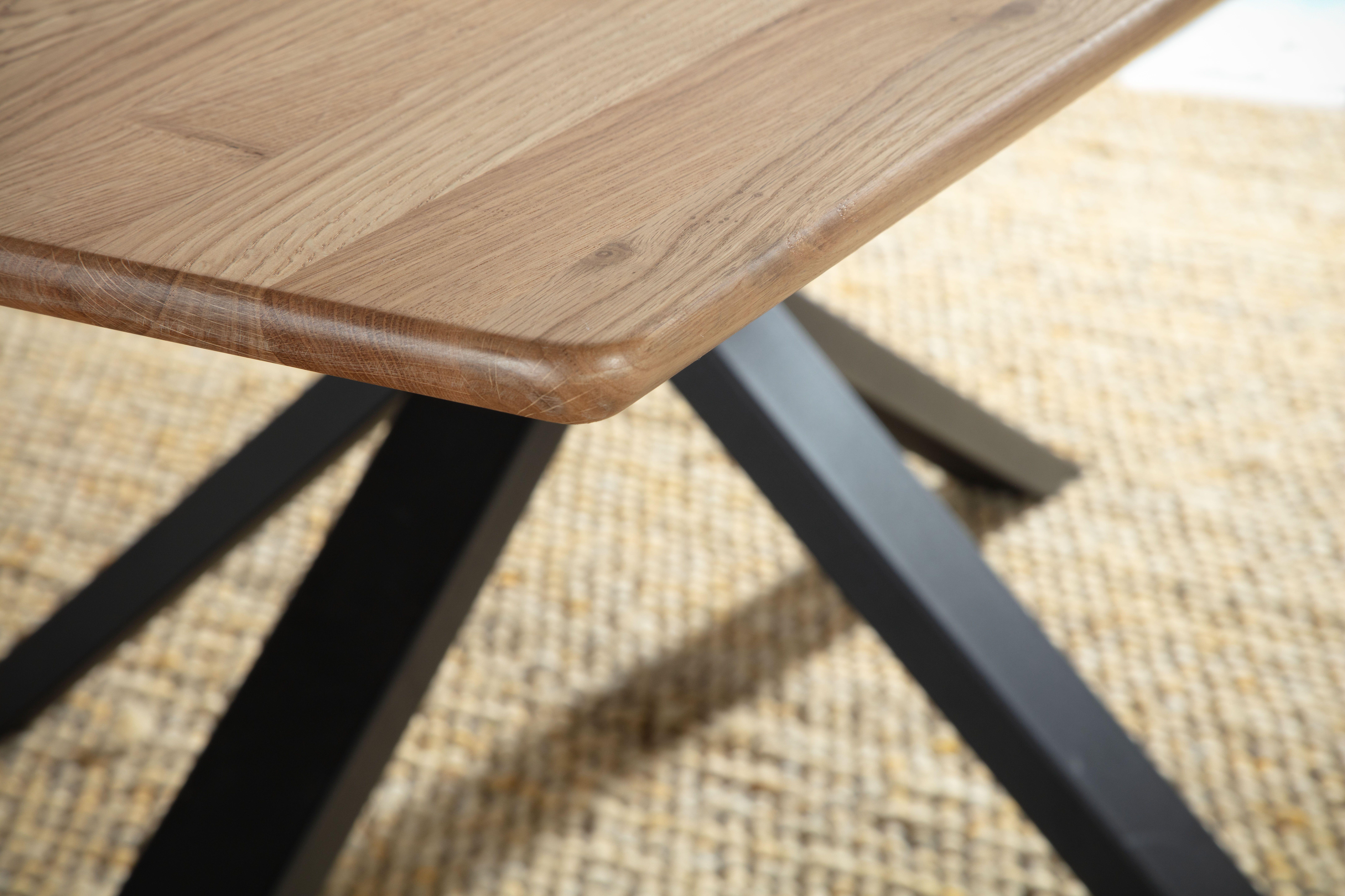 G+K dining table TI-0670