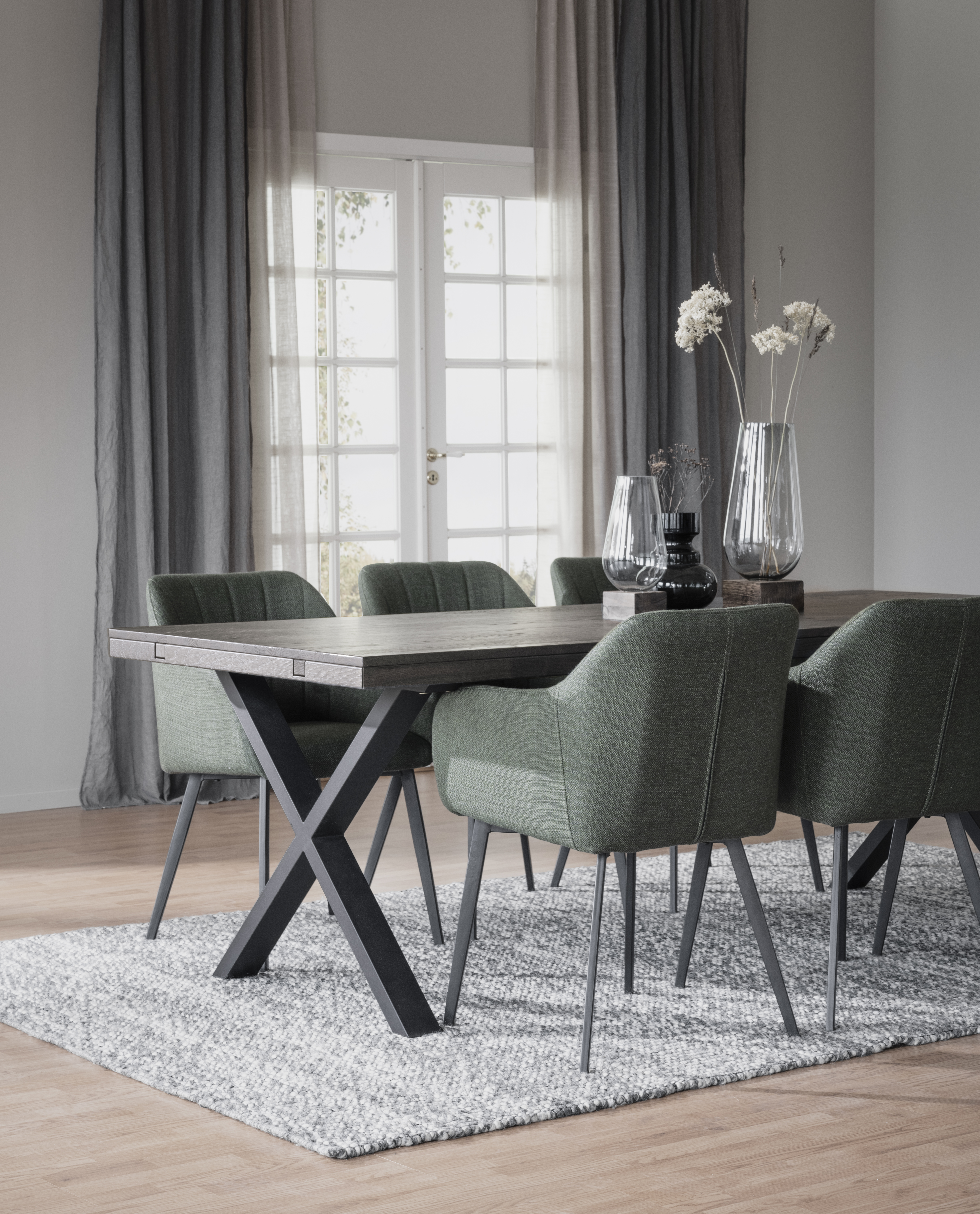 Rowico dining table BROOKLYN