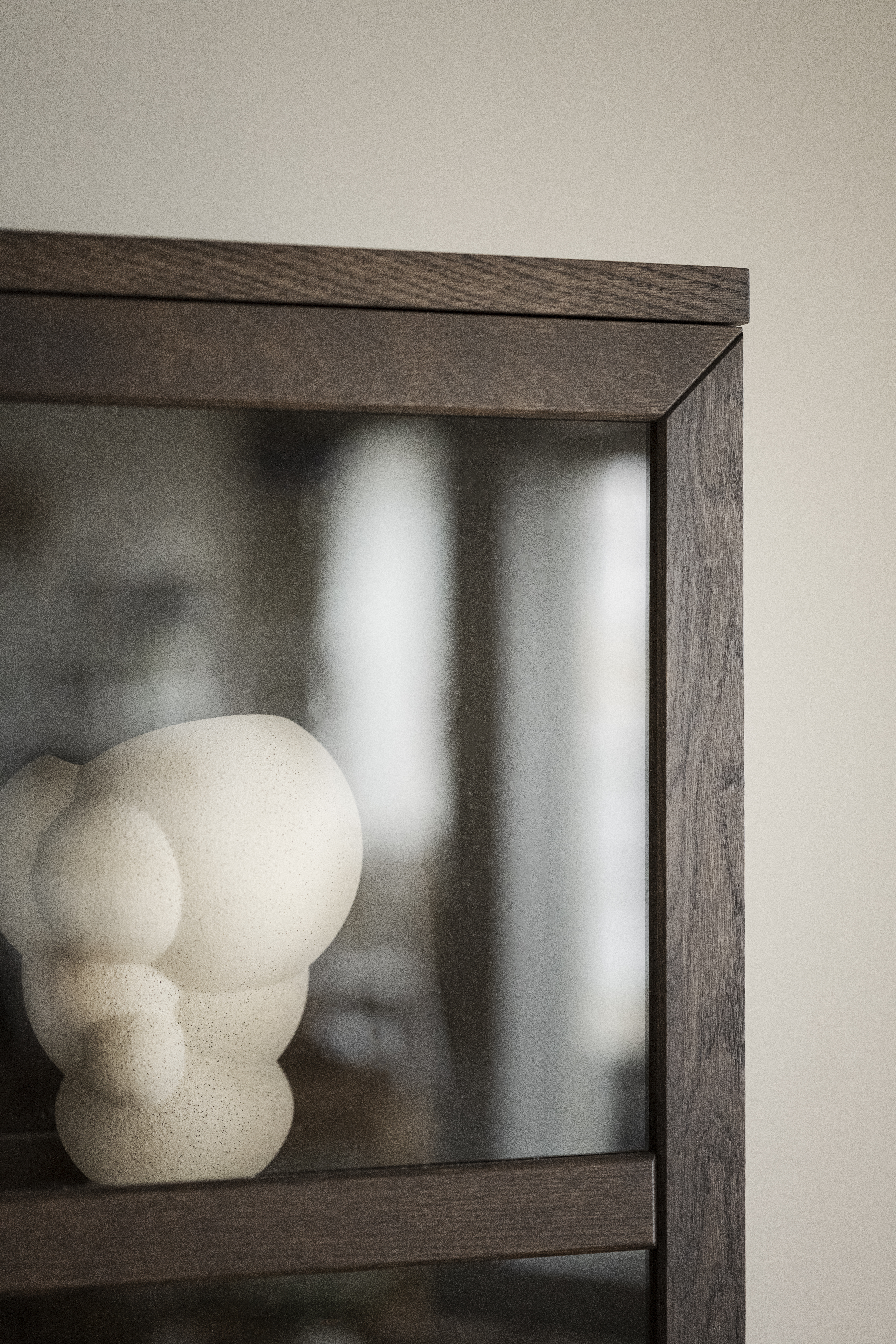 Rowico display case EVERETT