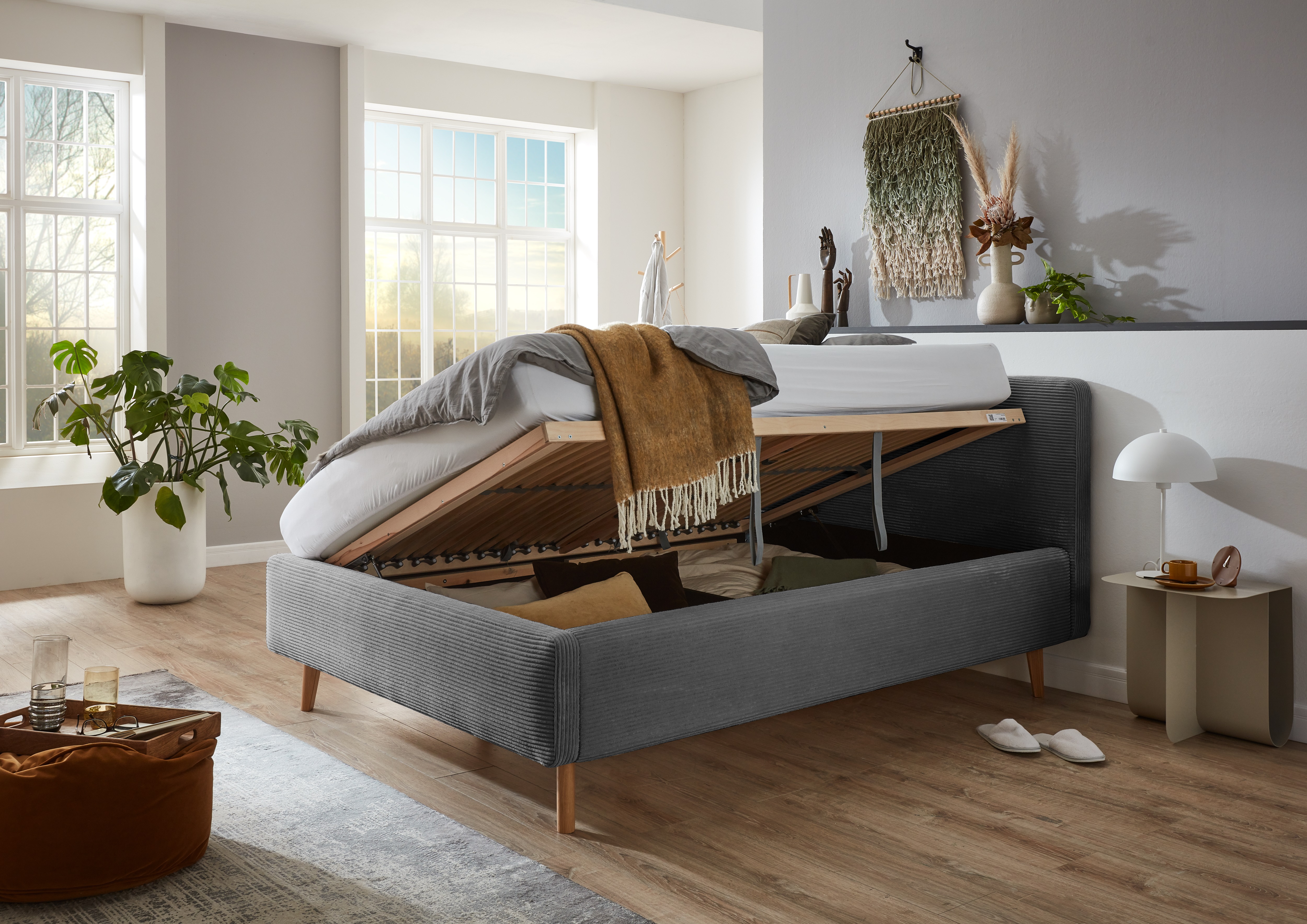 MEISE Lit rembourré MATTIS avec coffre de lit