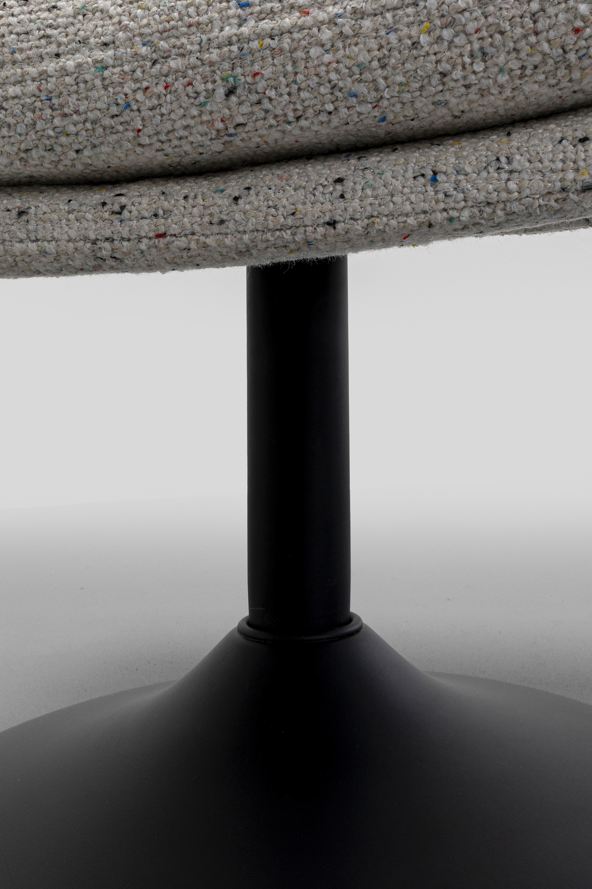 KARE Sessel mit Hocker STANFORD KARE Sessel mit Hocker STANFORD