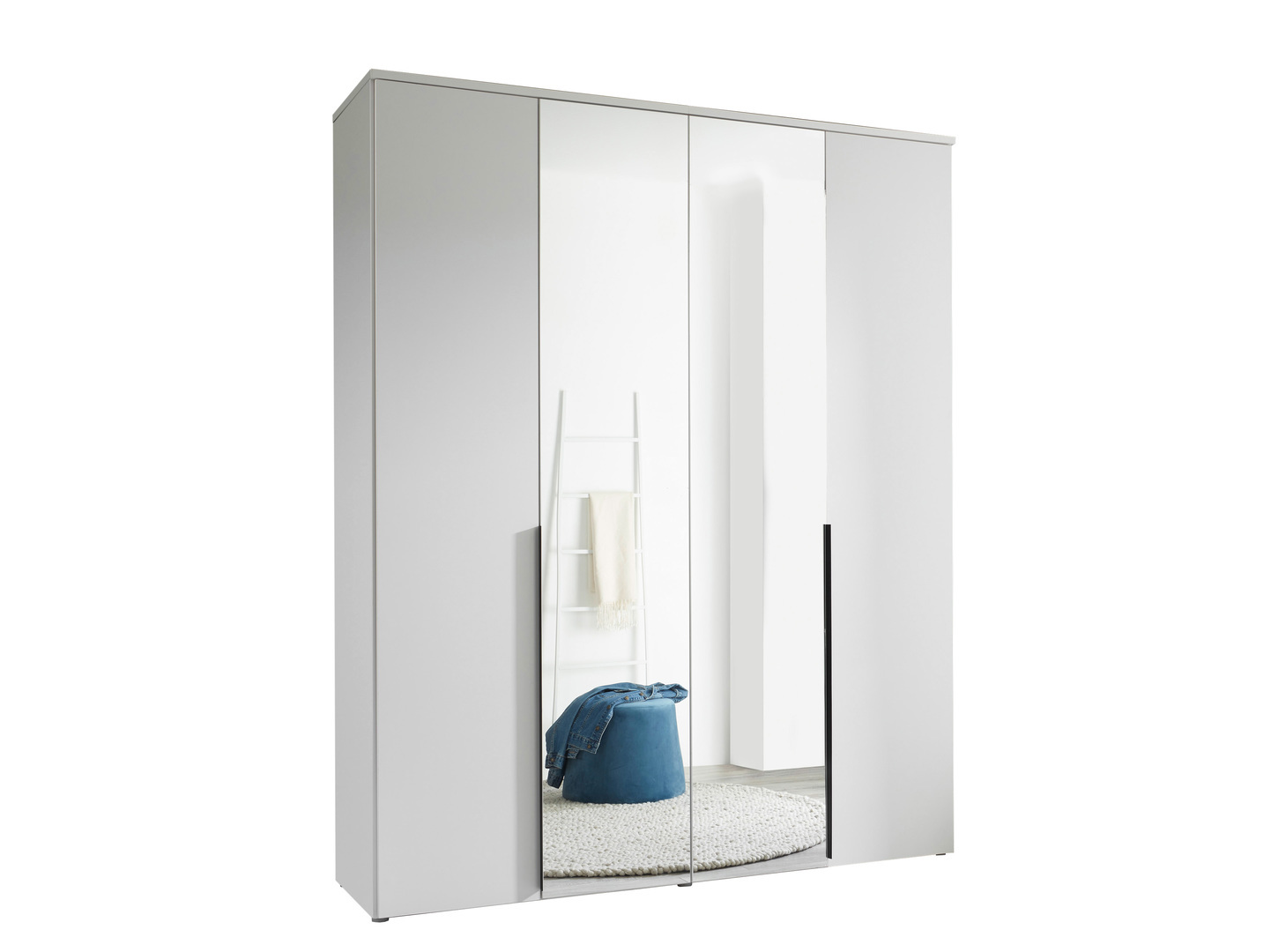 KEVO wardrobe
