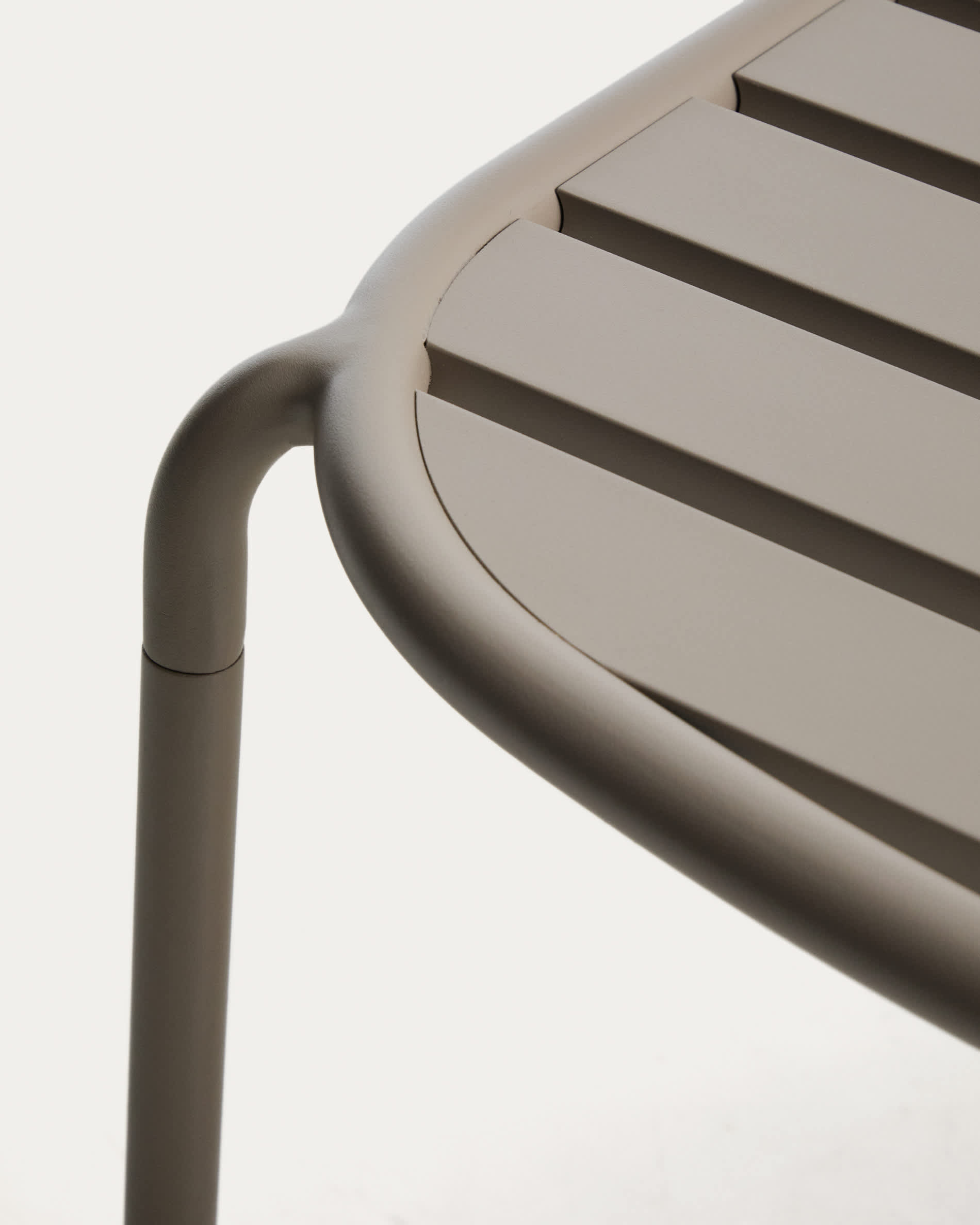 KAVE HOME Table basse Outdoor JONCOLS