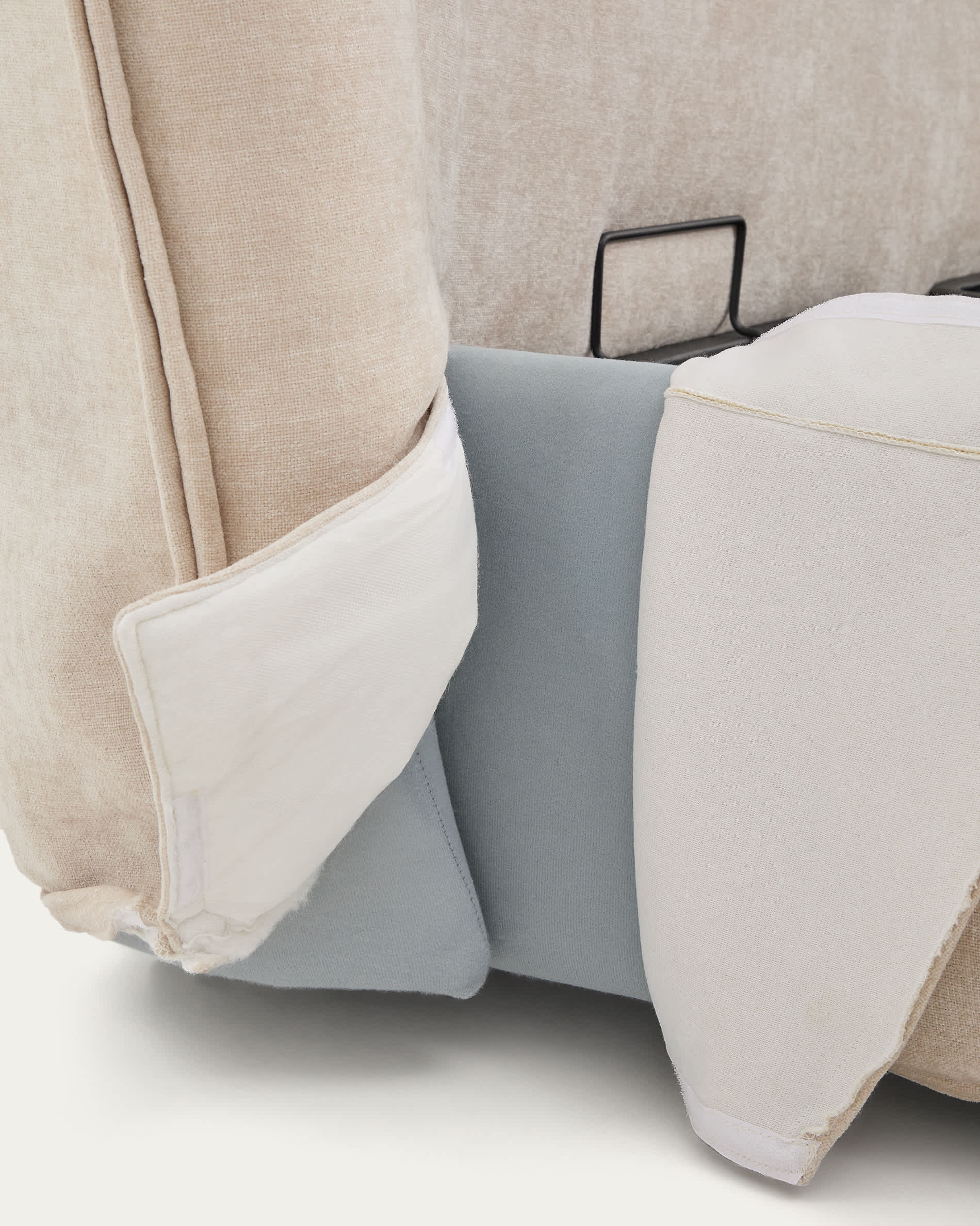 KAVE HOME Bett ARVIAN