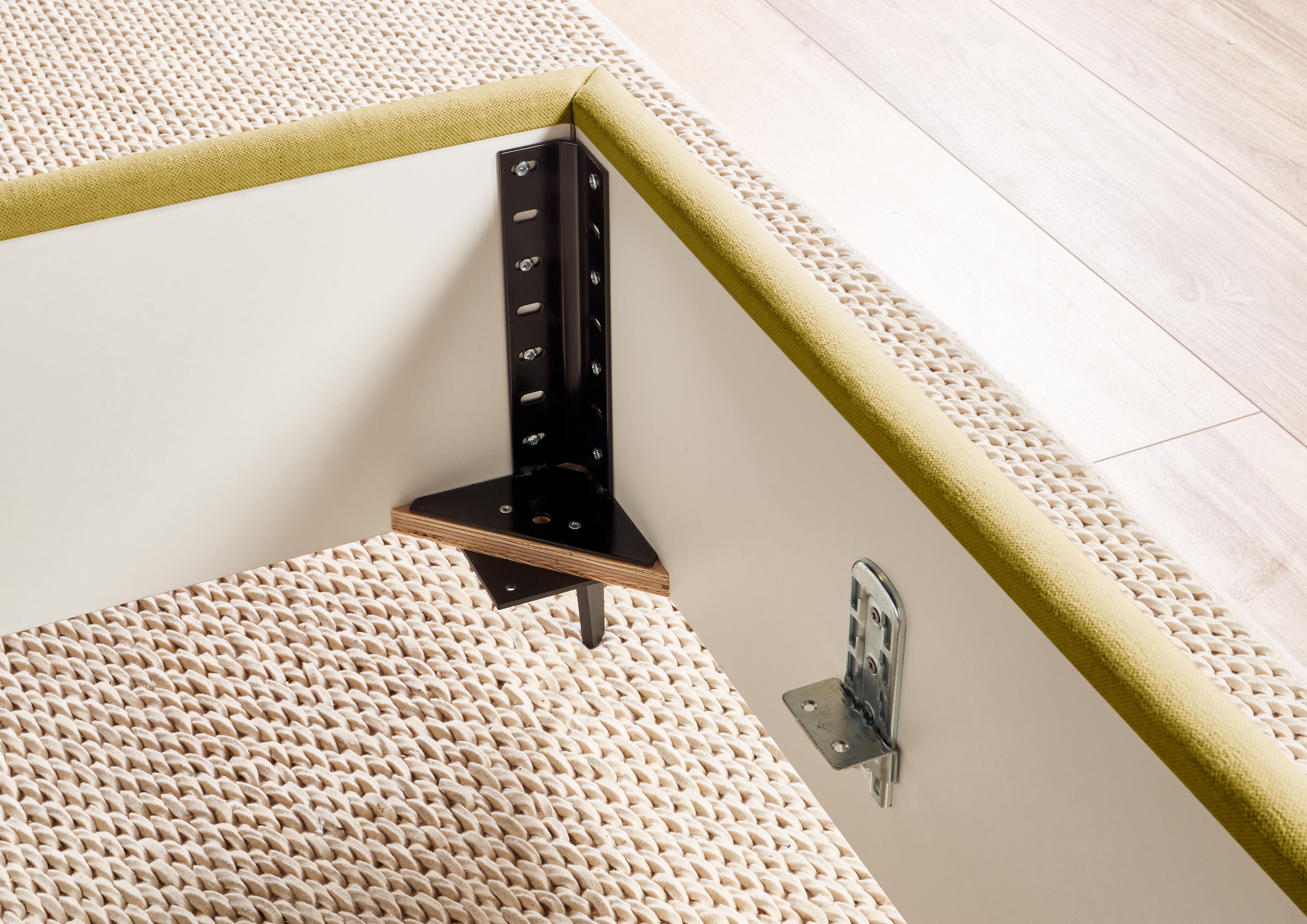 MUSTERRING Lit rembourré ELOS