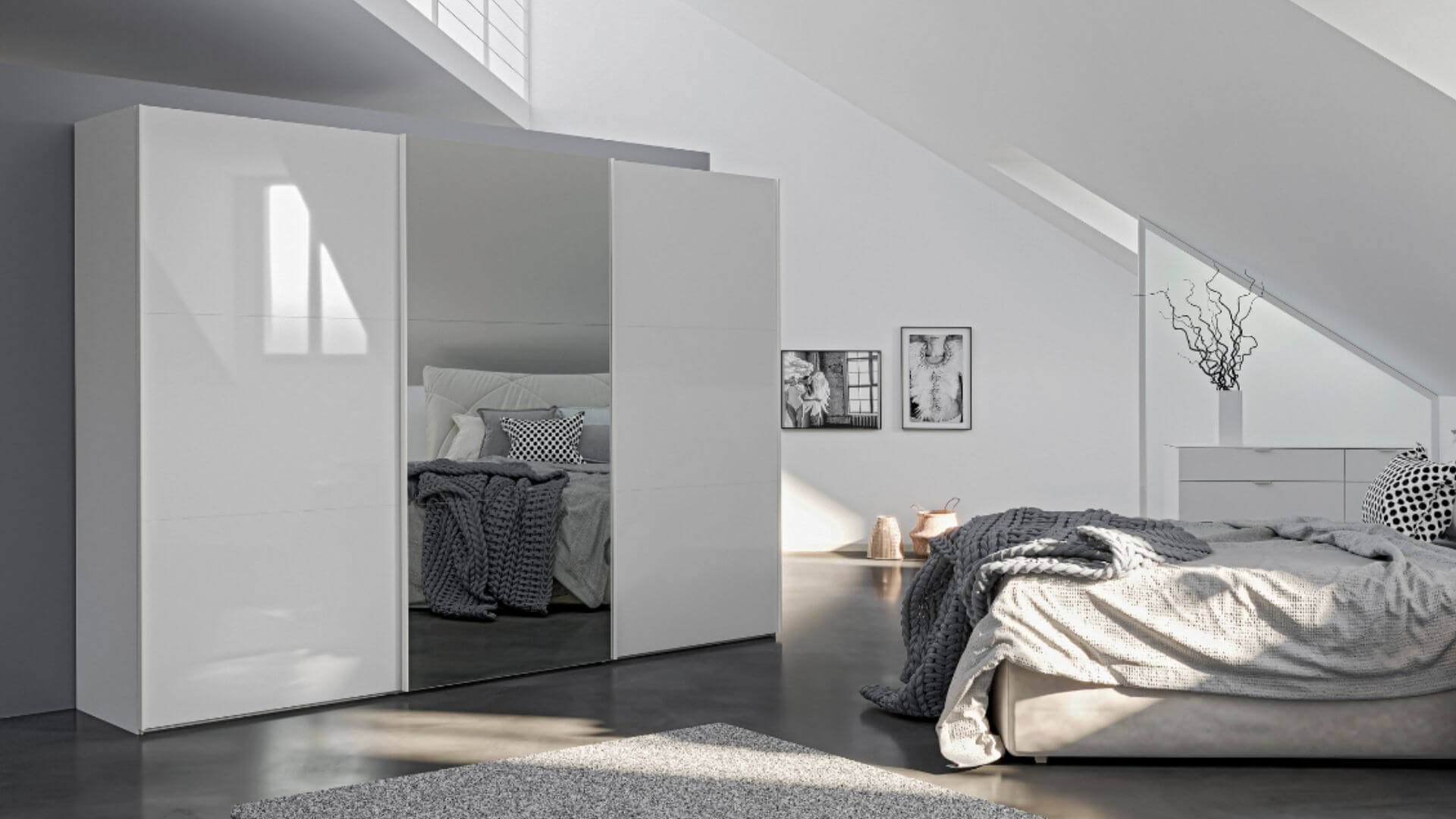 Schiebetürenschrank