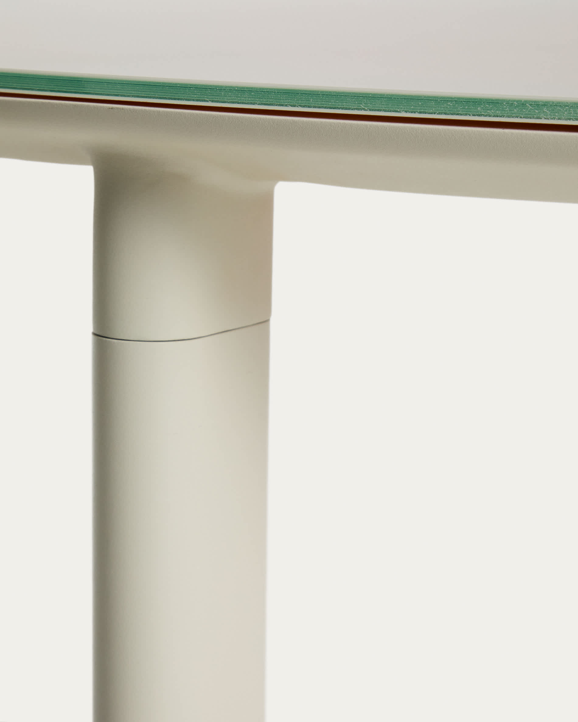 KAVE HOME Table de jardin ERICE