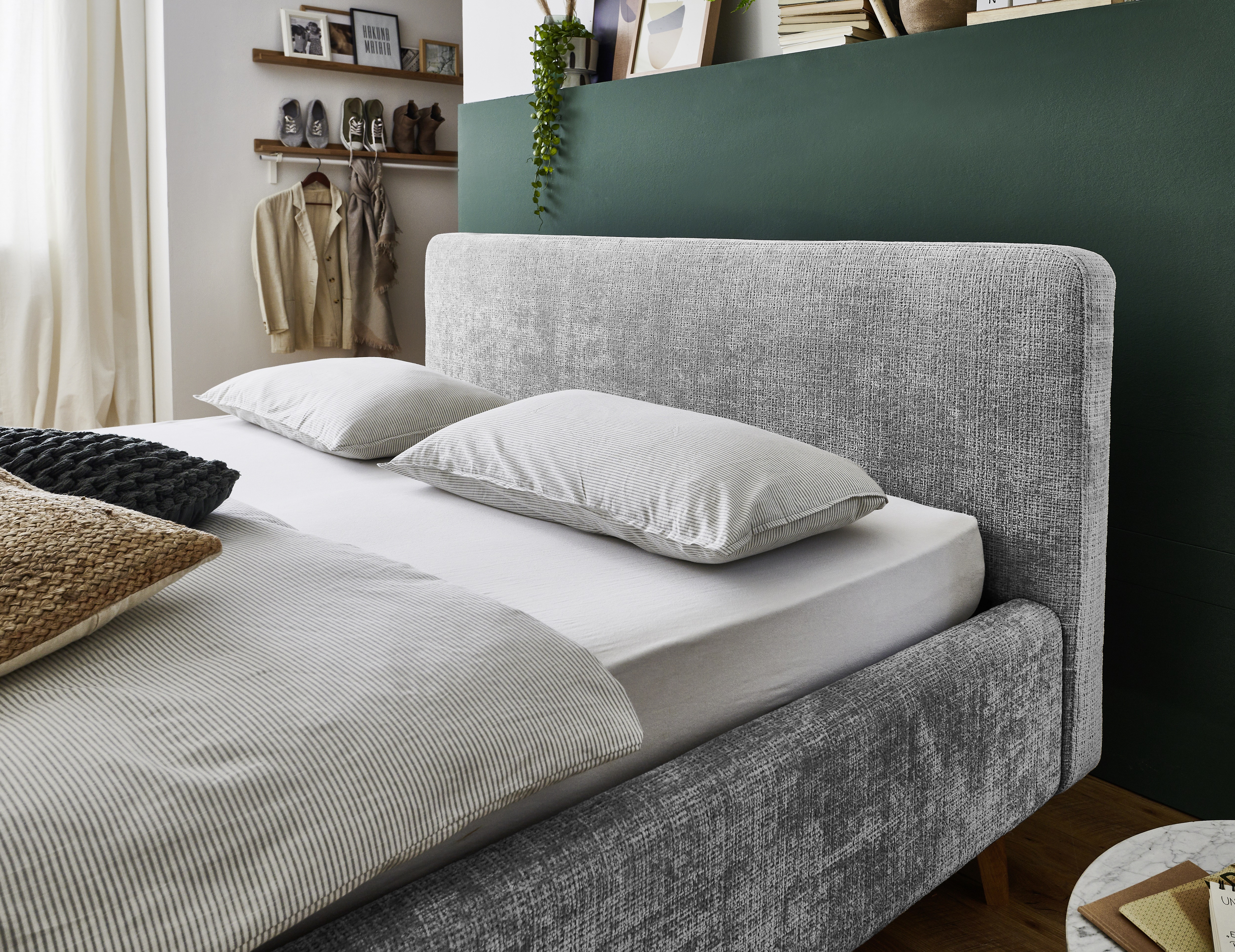 Meise upholstered bed MATTIS with bed box