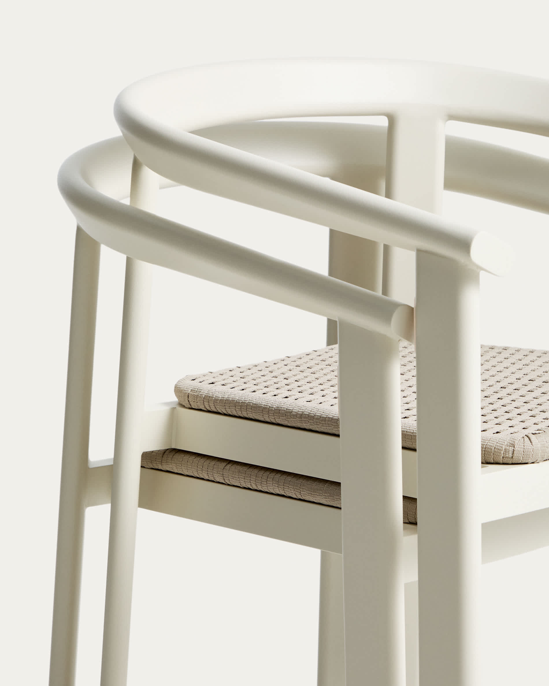 KAVE HOME Table de jardin ERICE