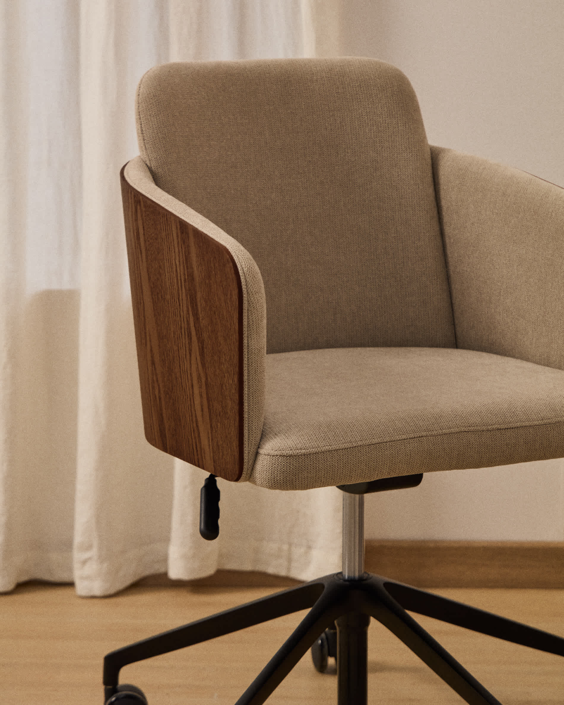 KAVE HOME Schreibtischstuhl MADAI