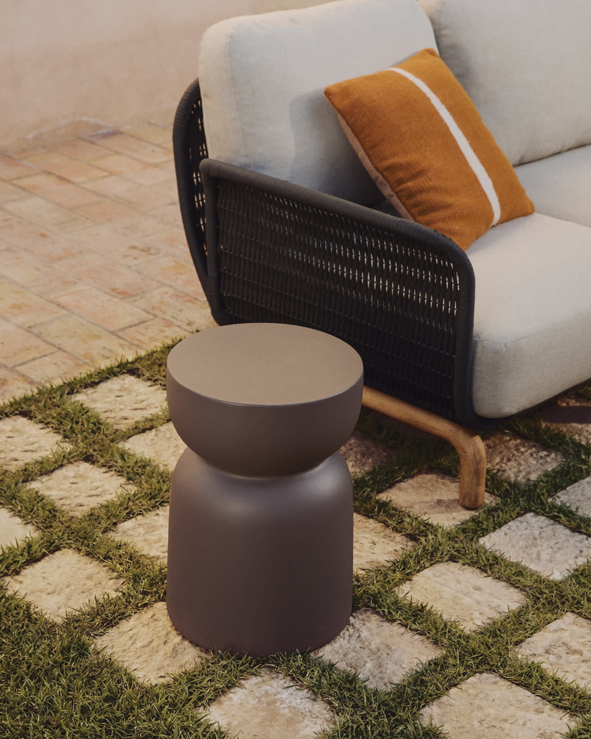 KAVE HOME Beistelltisch Outdoor GARBET