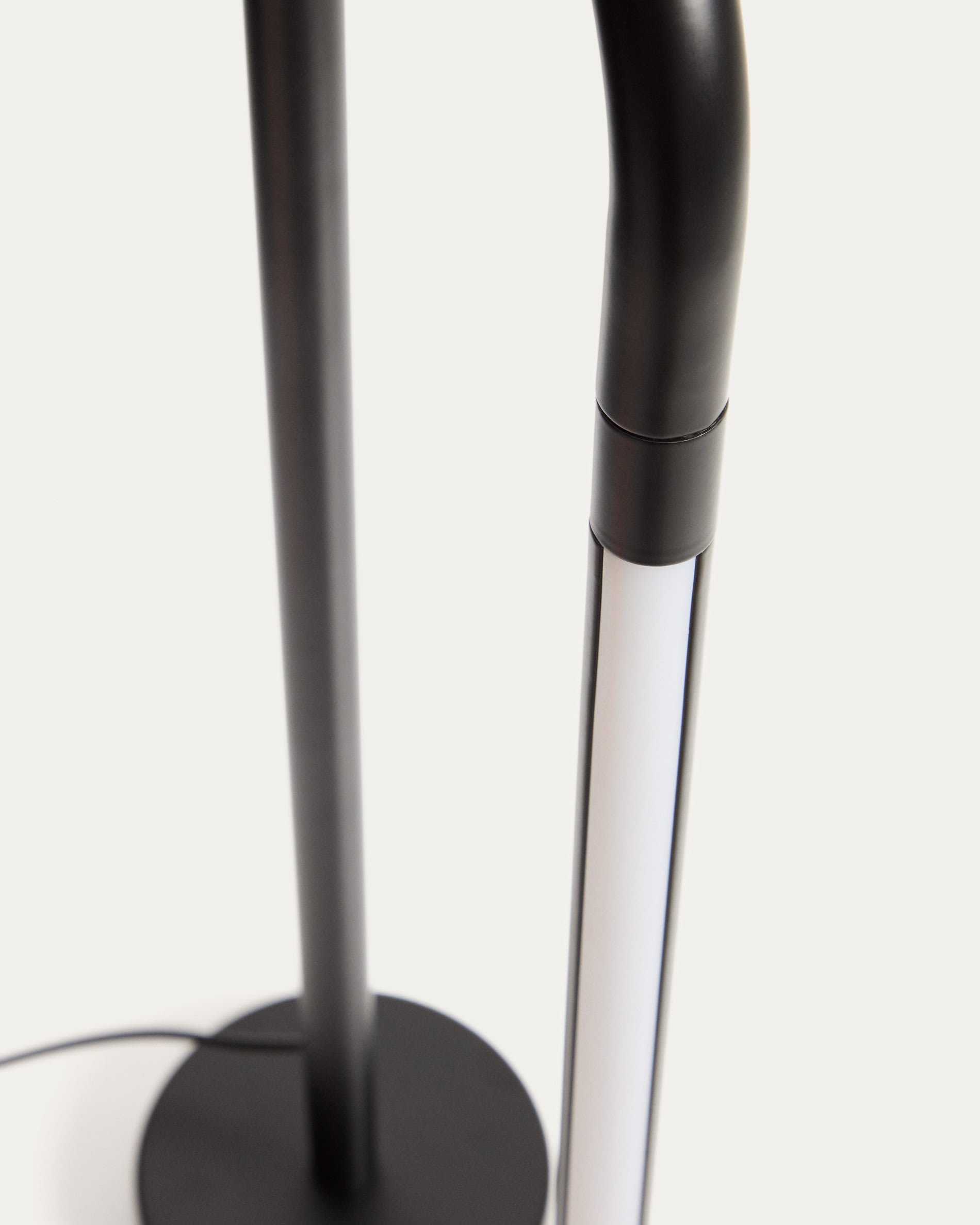 KAVE HOME Tischlampe BOW