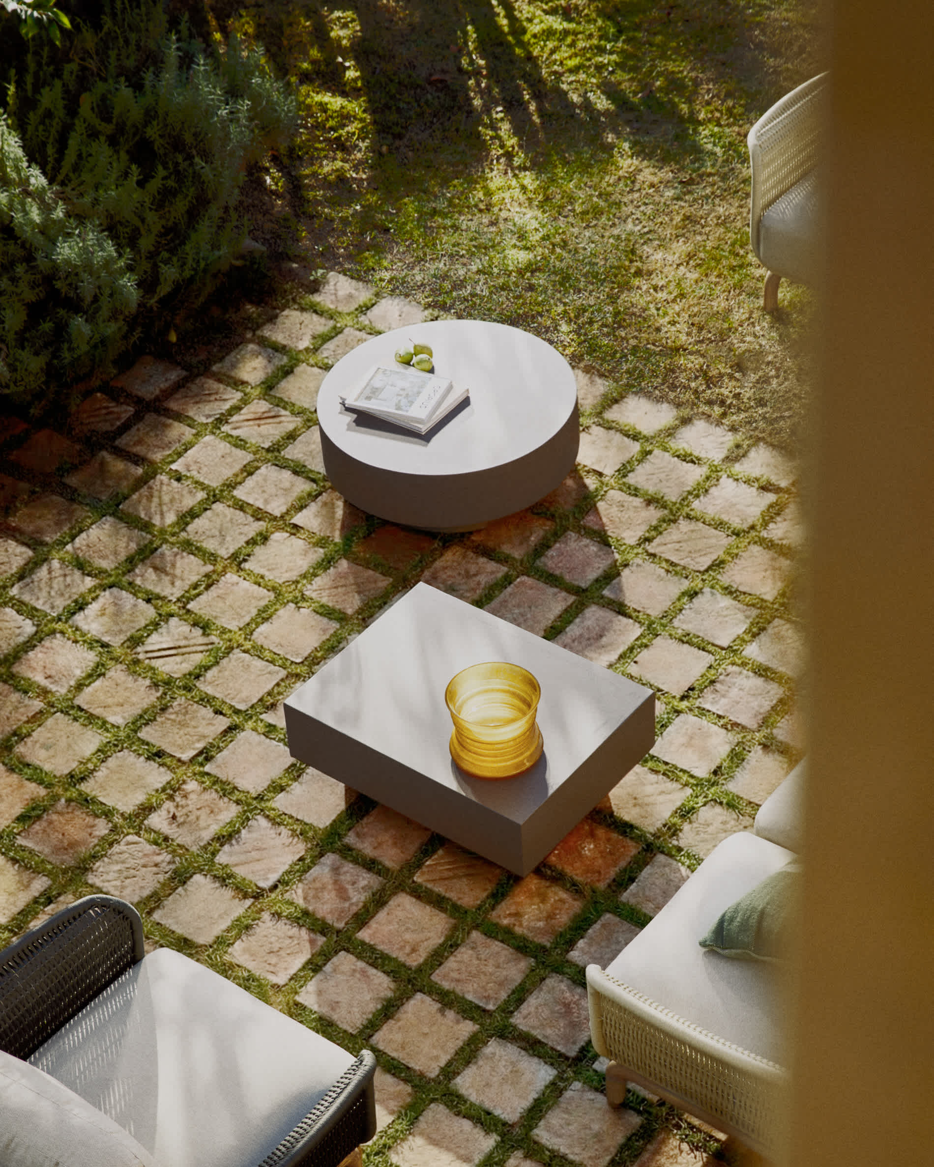 KAVE HOME Table basse Outdoor GARBET