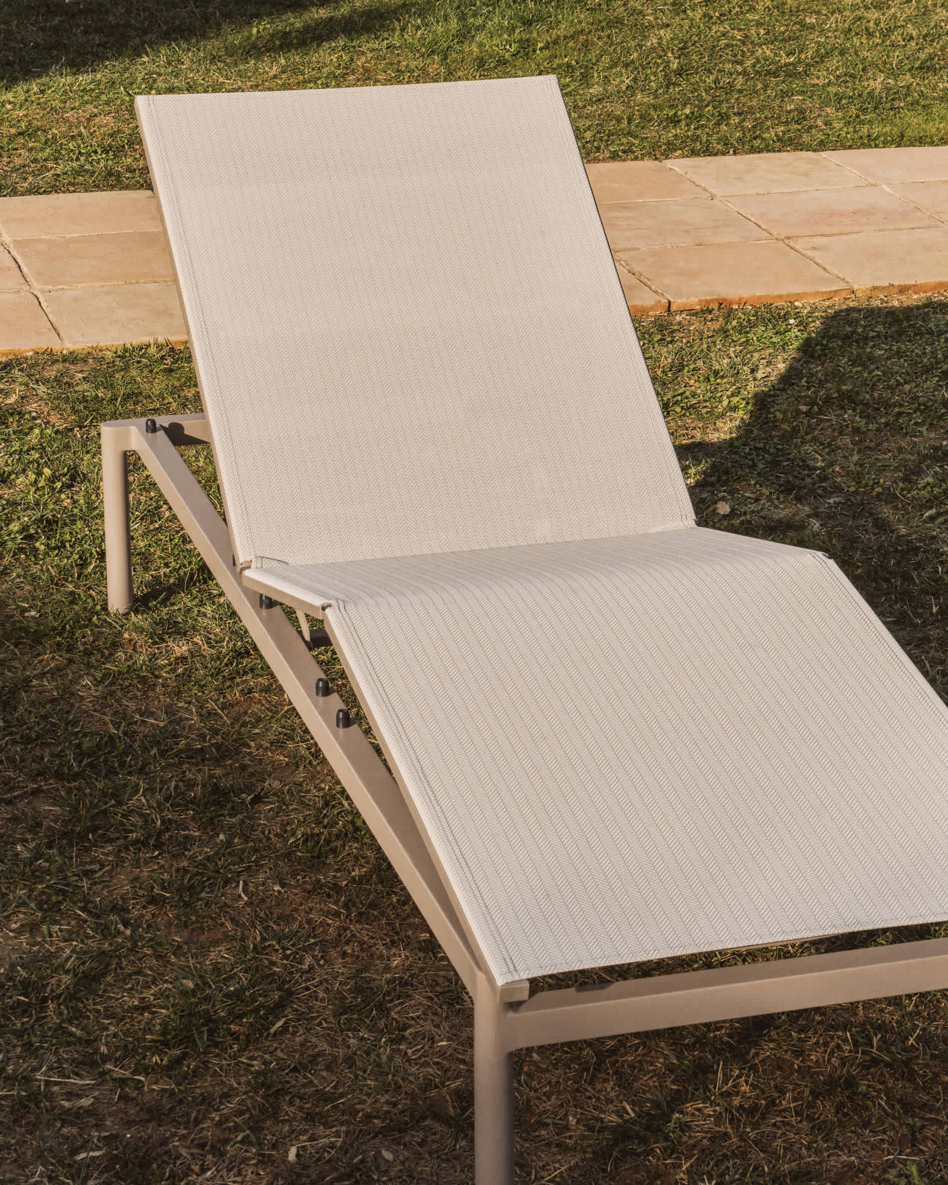 KAVE HOME Chaise longue LESINA
