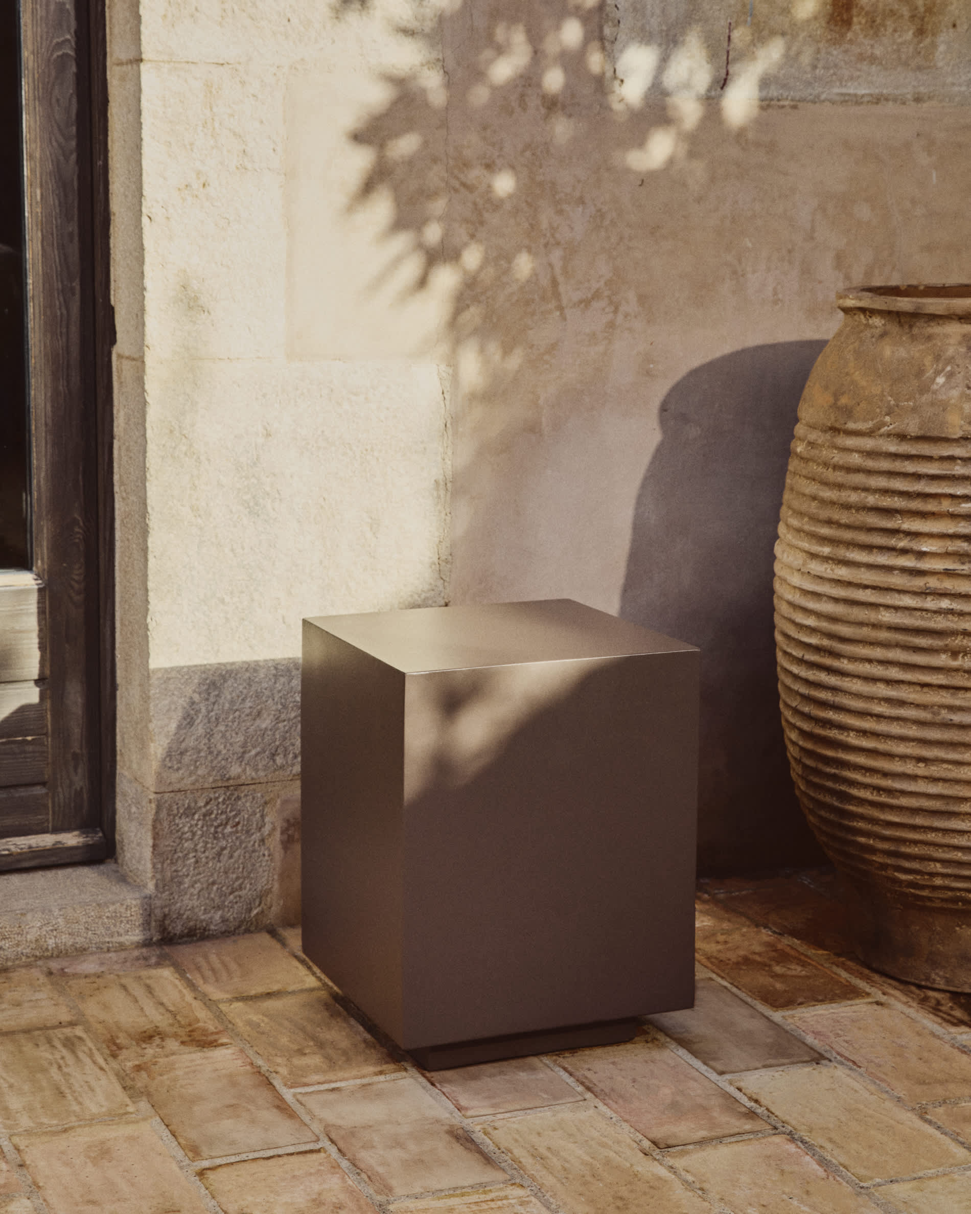 KAVE HOME Beistelltisch Outdoor RUSTELLA